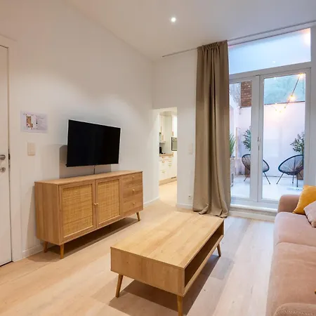 Apartment Stylish Coastal With Fireplace & Terrace In *